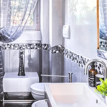 Villibera - Design With Spa, Cinema, Gym And Game * Cesano Maderno